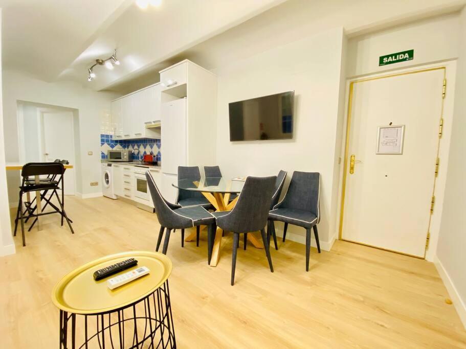 Plaza Santa Ana Ec Apartment Madrid Exterior photo
